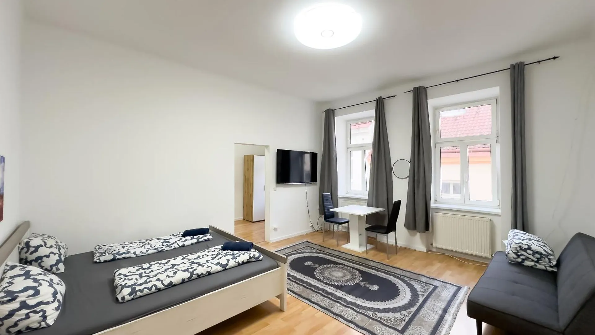 Charming Brigittenau Haven Kl38 Vienna Austria